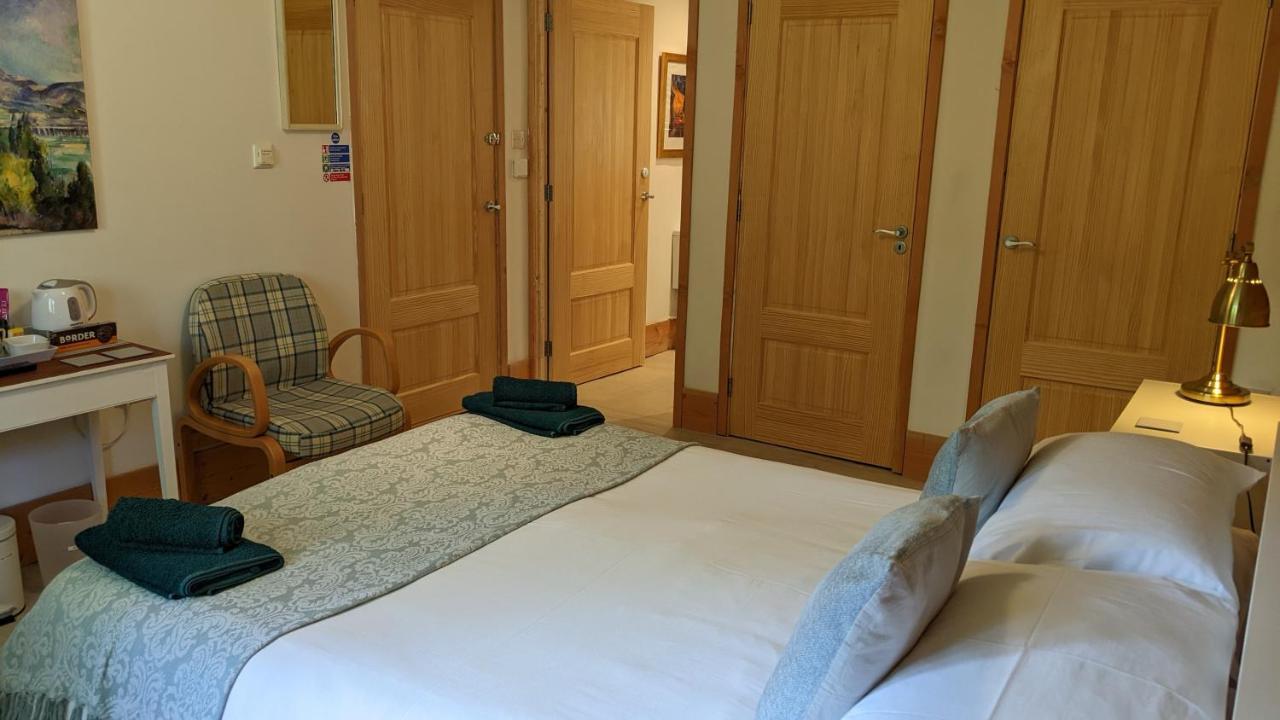 Owl Lodge Bed & Breakfast Kilmuir  Exterior foto